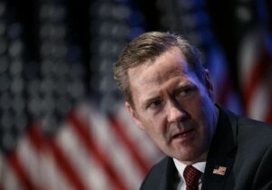USA: chi è Mike Waltz, il Consigliere per la sicurezza nazionale licenziato da Trump